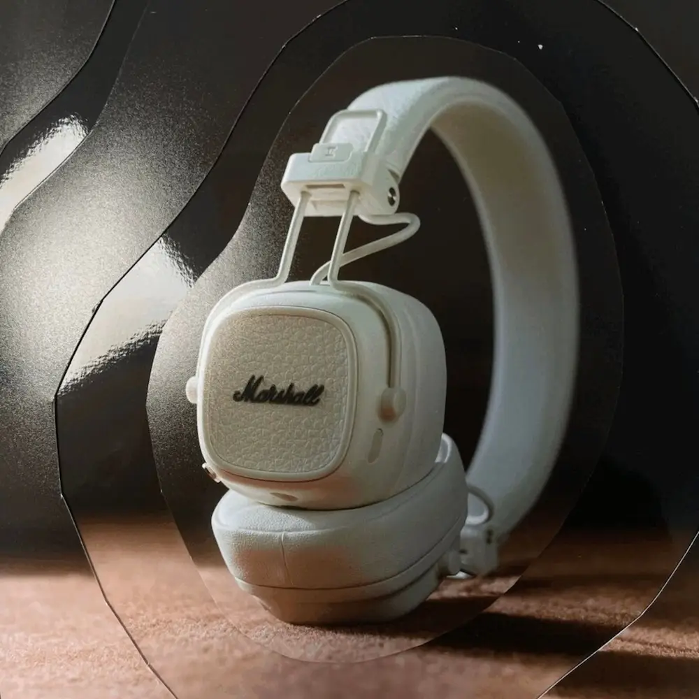 Audífonos Marshall Major V Bluetooth On Ear - Crema - Image 8